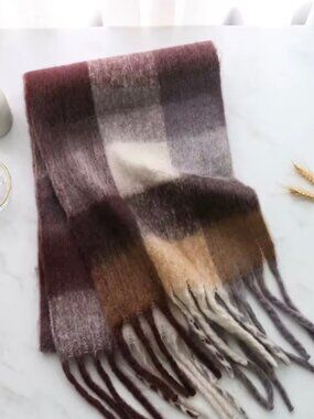 NWT Park and Buzz Layer Up Cozy Plaid Blanket Scarf